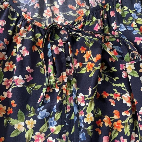 Johnny Was Silk Floral Blouse Small - Picture 6 of 7